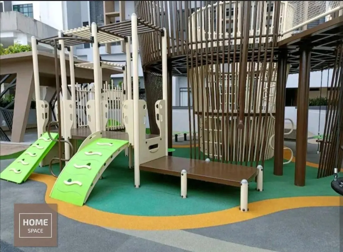 Cosy Sky Tree 5 Min Walk To Aeon Bukit Indah Jb Legoland Exclusive Room Suite By Homespace Johor Bahru Malasia