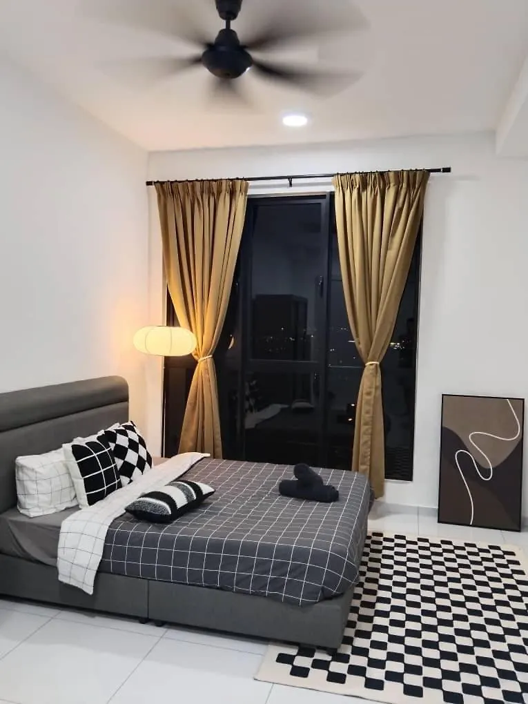 Cosy Sky Tree 5 Min Walk To Aeon Bukit Indah Jb Legoland Exclusive Room Suite By Homespace Johor Bahru