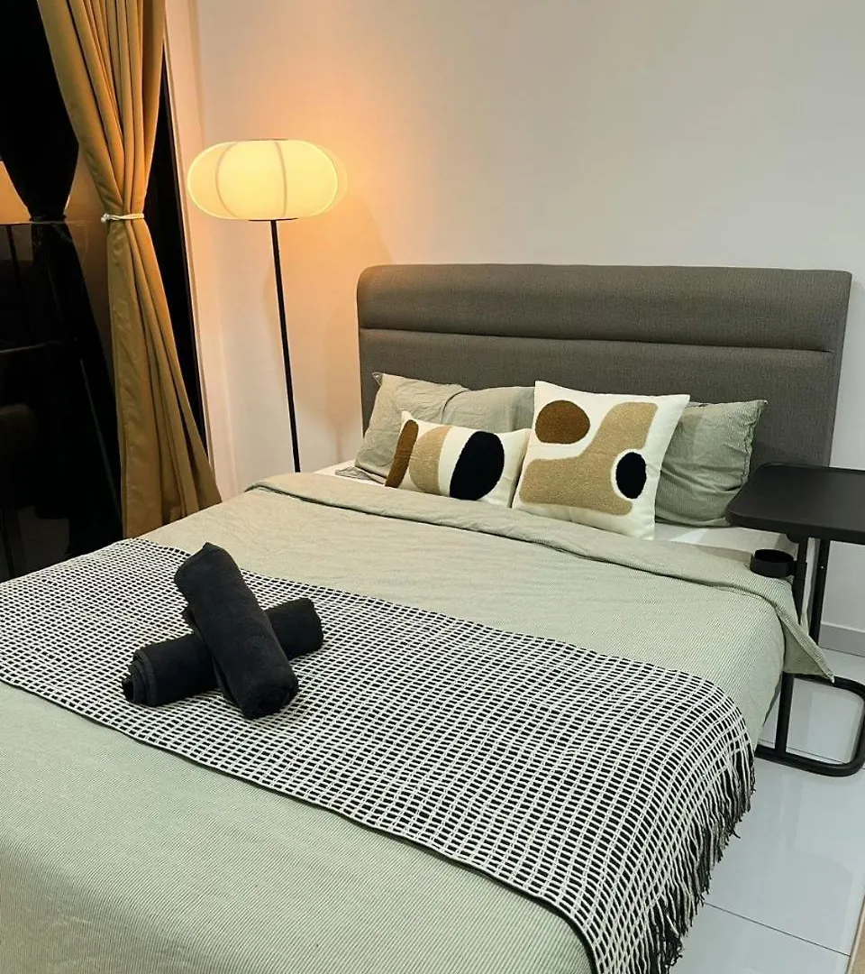 Cosy Sky Tree 5 Min Walk To Aeon Bukit Indah Jb Legoland Exclusive Room Suite By Homespace Johor Bahru Apartamento